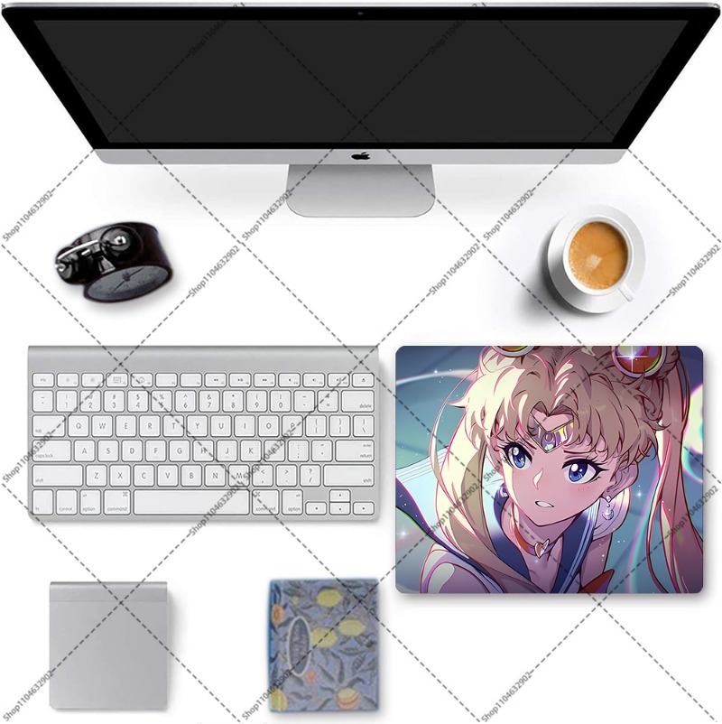 لوحة ماوس كاواي سيلور مون صغير - مراجعة Desk Setup Cute وسعره