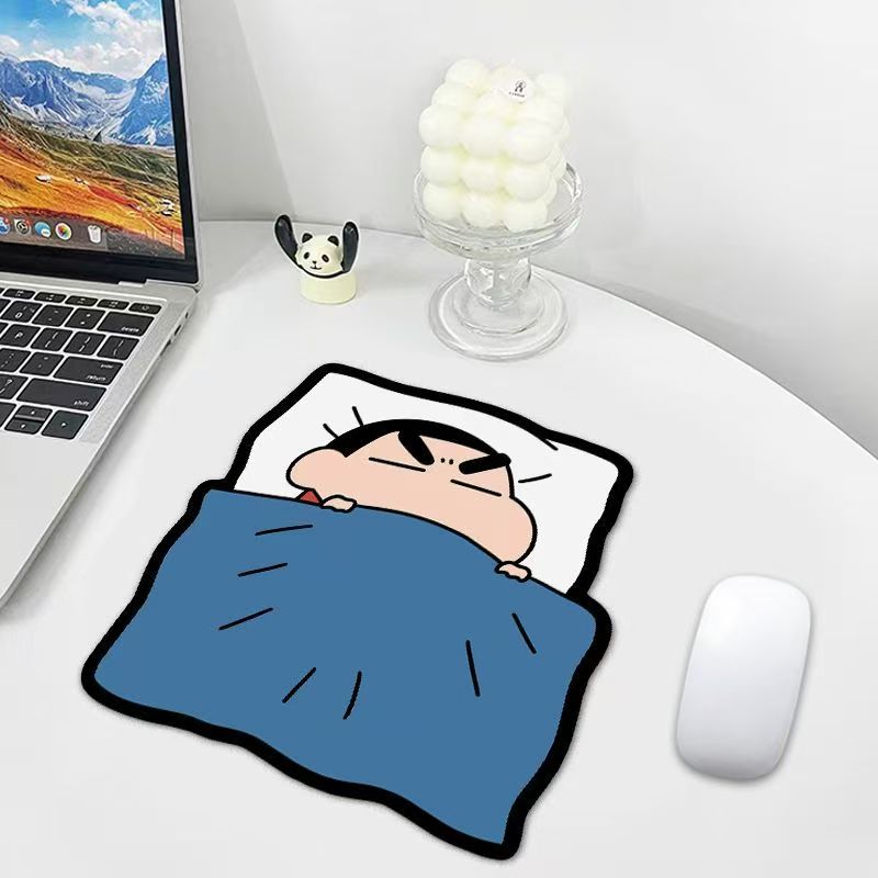 لوحة ماوس كرايون شين تشان اللط - مراجعة Desk Setup Cute وسعره