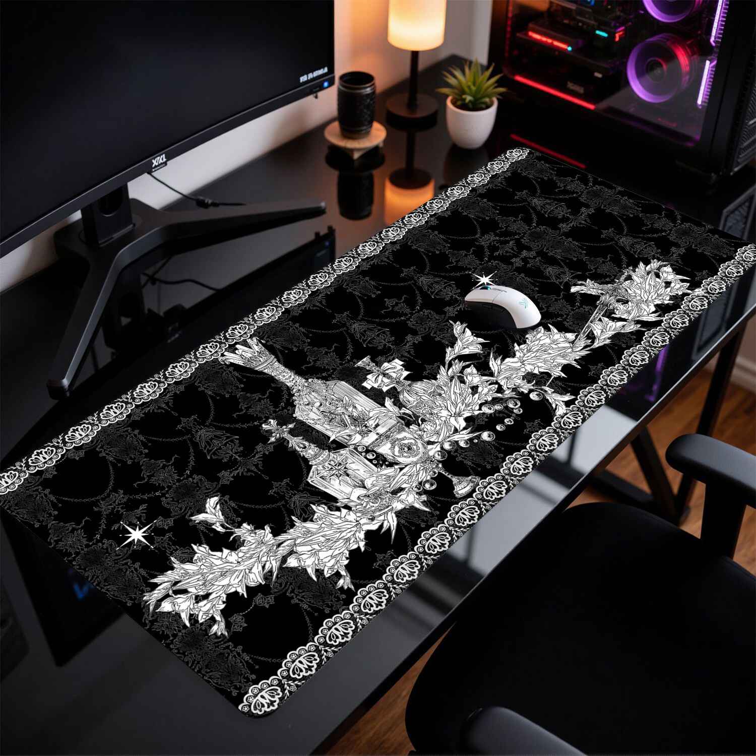 لوحة ماوس بتصميم مبنى قوطي من  - مراجعة Desk Setup Dark وسعره