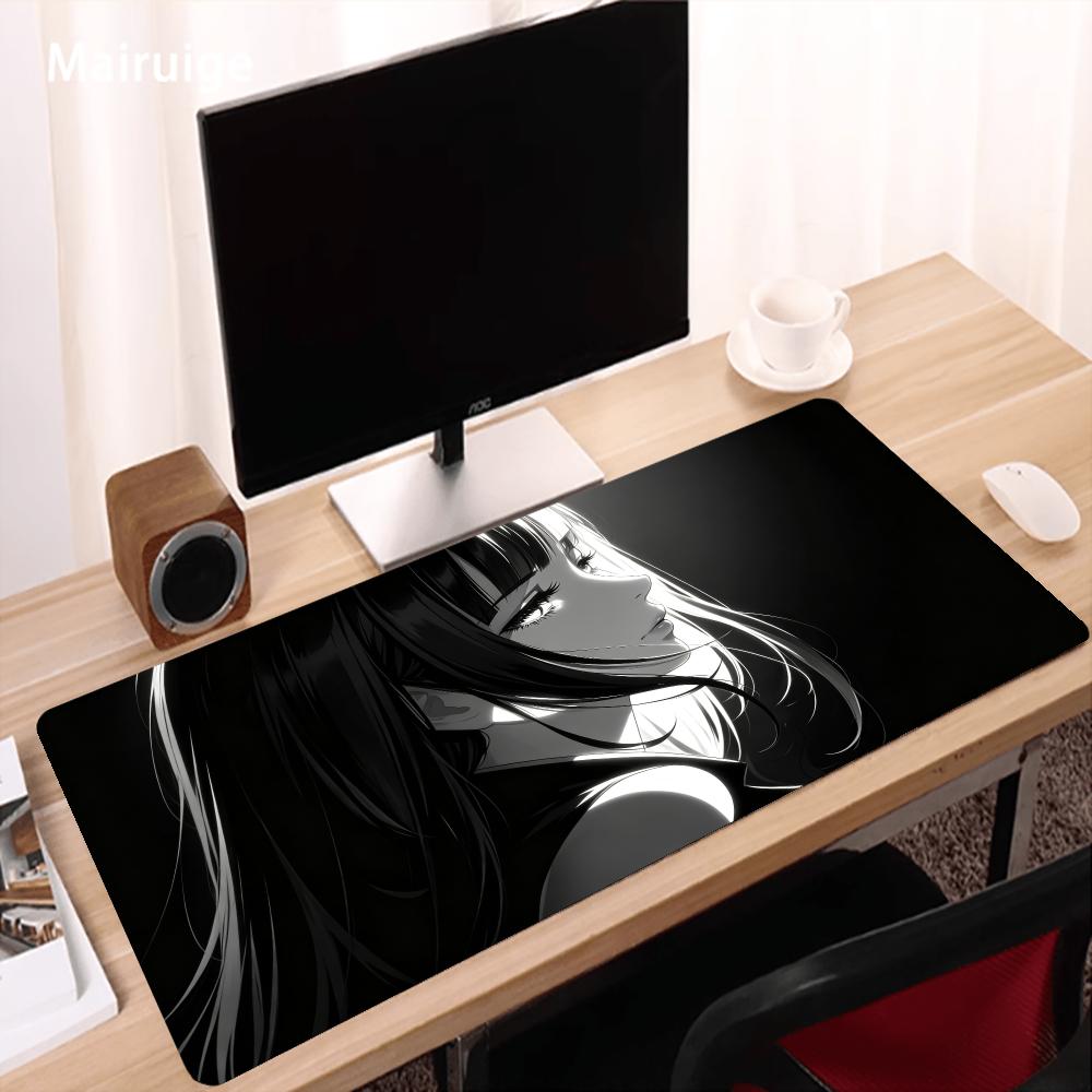 لوحة ماوس كبيرة بتصميم فتاة أن - مراجعة Desk Setup Gaming And Work وسعره